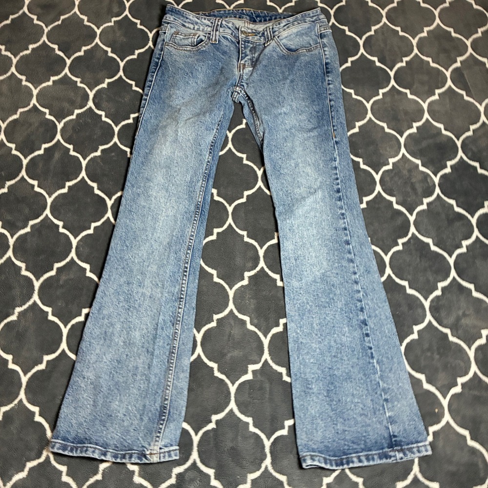 Low Rise Flare Jeans Light Wash Denim 28x31 Vintage Style Y2K Retro Pants